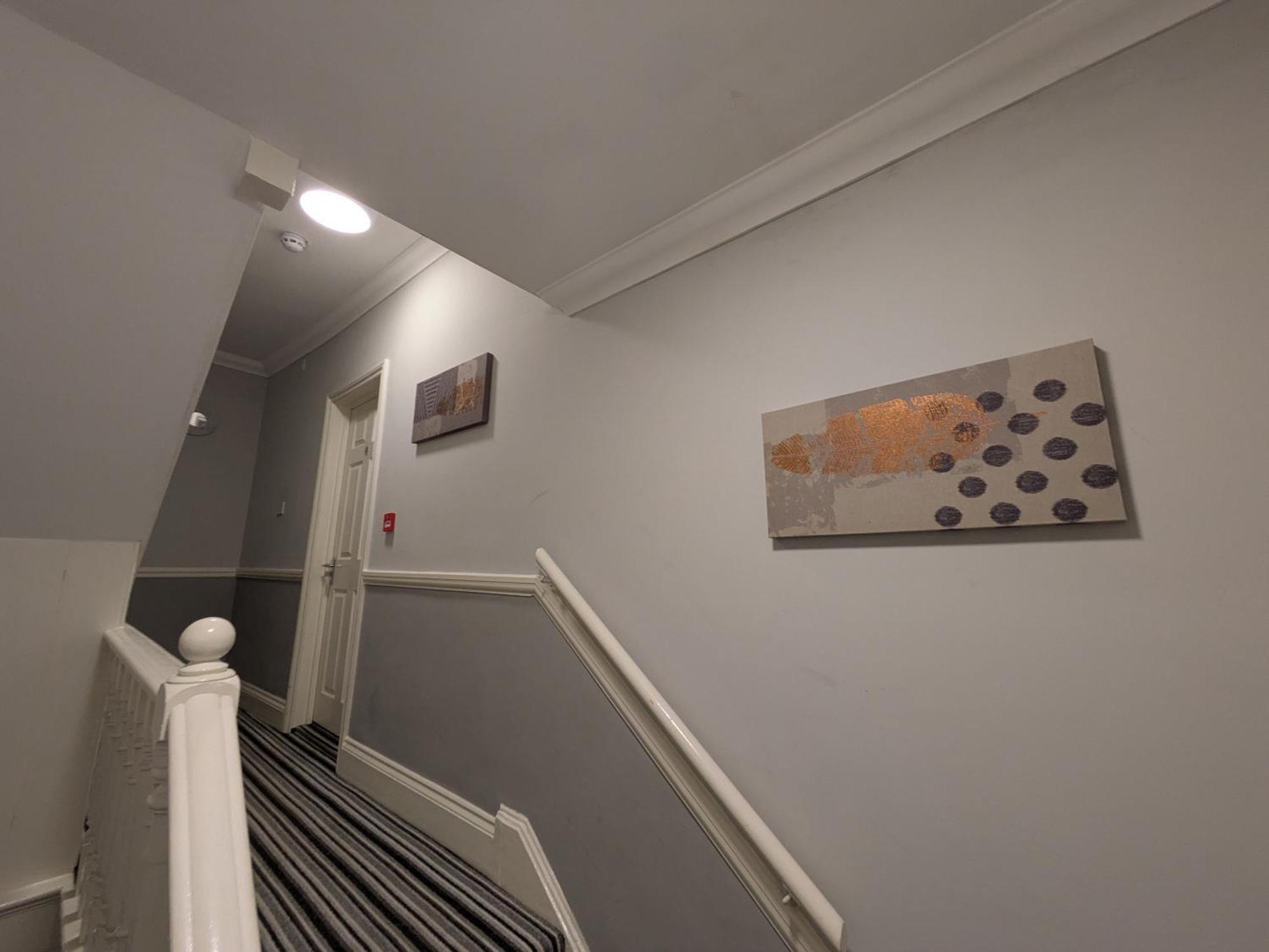 Josh's Place Near Paignton Apartment